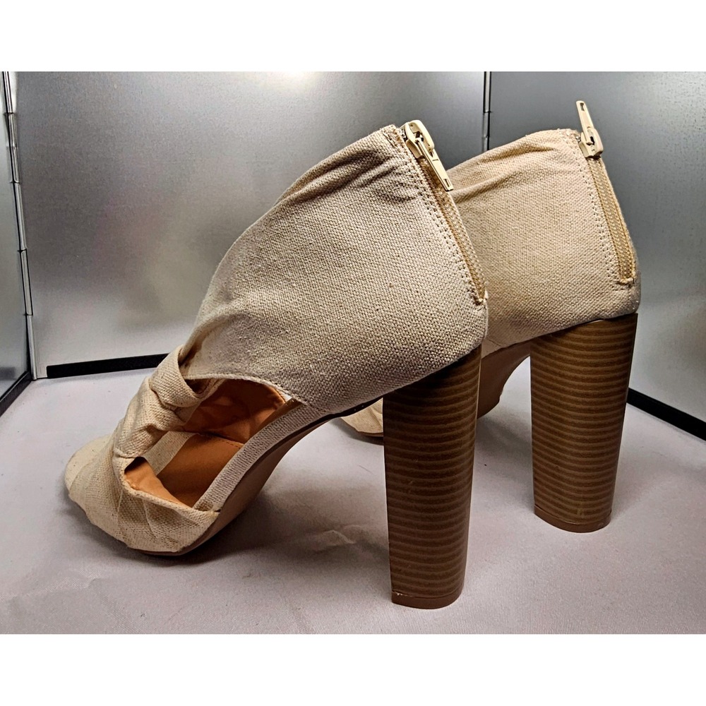 Ellie Peep Toe Block Heels Sz 9 Natural Beige Zip Up Back Casual #333 - Picture 3 of 9